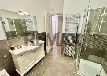 Bagno - Villa Bifamiliare Via G.B. Cataldi
 
105, Terrasini - foto 18