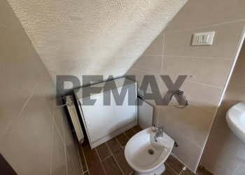 Bagno - Two-room apartment VIA TRABUCCO
 
123/O, Palermo - photo 9