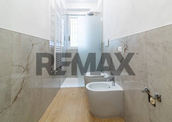 Bagno - One-room apartment Guasti Di Santa Cecilia
1, Parma - photo 12