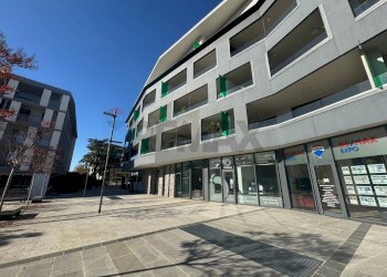 Edificio all\'aperto - Ufficio PIAZZA DON SERGIO COLOMBO
5, Bergamo - foto 5