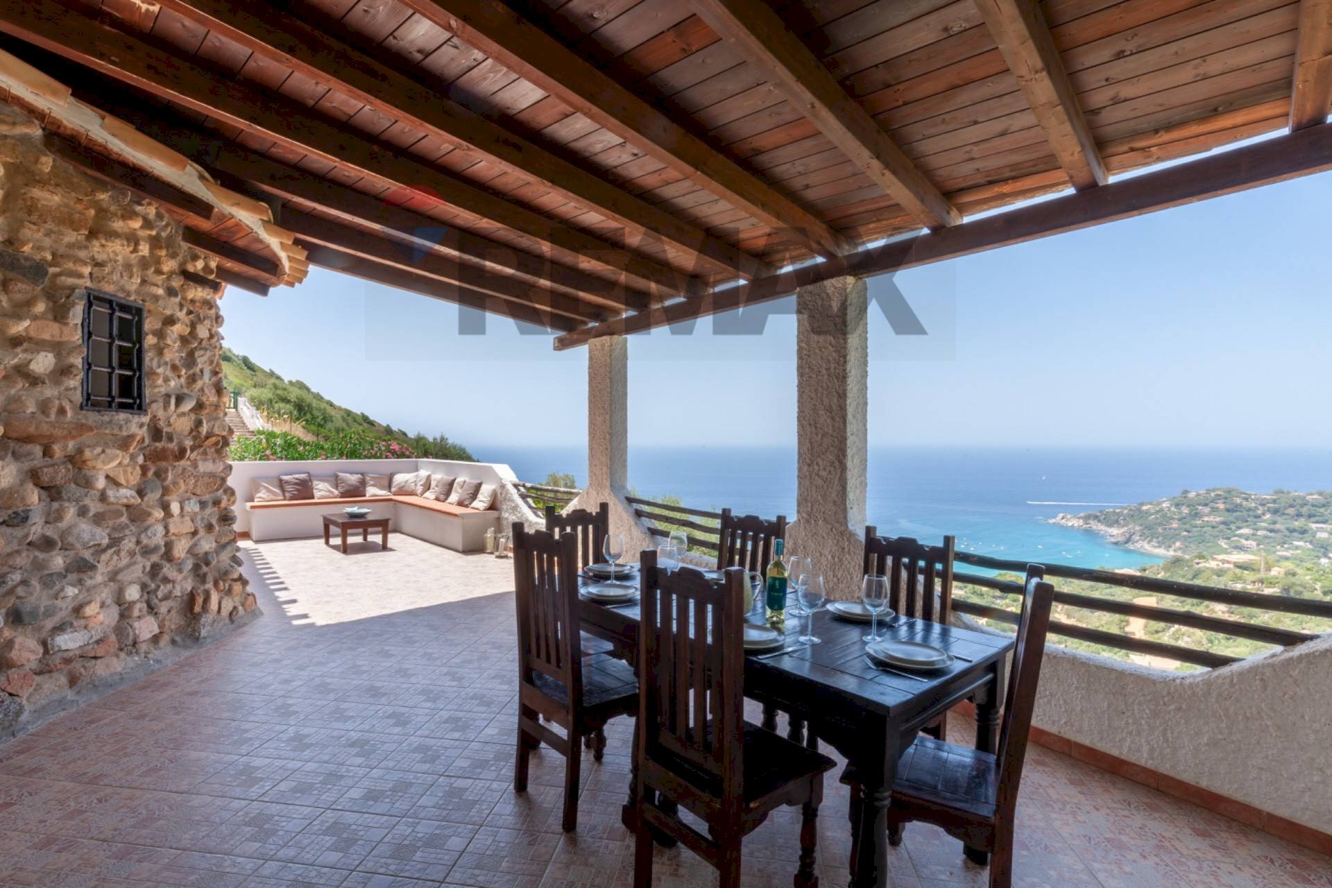 Terrazza - Villa Torre delle Stelle
 
Snc, Maracalagonis - foto 1
