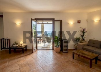 Soggiorno - Villa Torre delle Stelle
Snc, Maracalagonis - photo 14