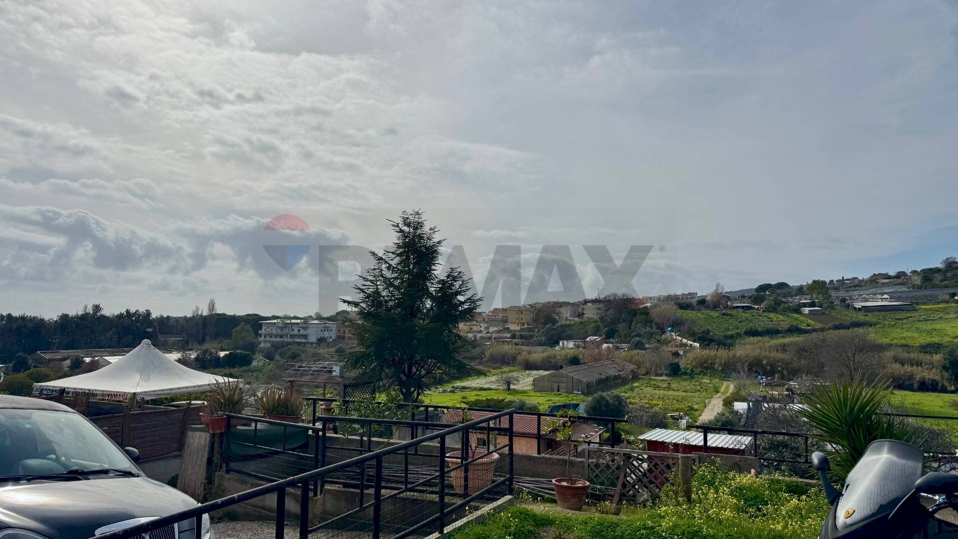 Edificio all\'aperto - Casa semi indipendente Via Castelsecco
59, Santa Marinella - foto 3