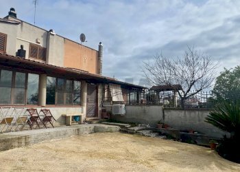 Casa all\'aperto - Casa semi indipendente Via Castelsecco
59, Santa Marinella - foto 2