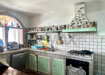 Cucina - Casa semi indipendente Via Castelsecco
59, Santa Marinella - foto 7