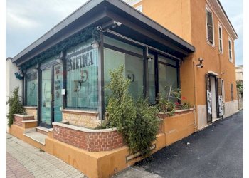 Casa all\'aperto - Locale Commerciale via benci e gatti, Civitavecchia - foto 4
