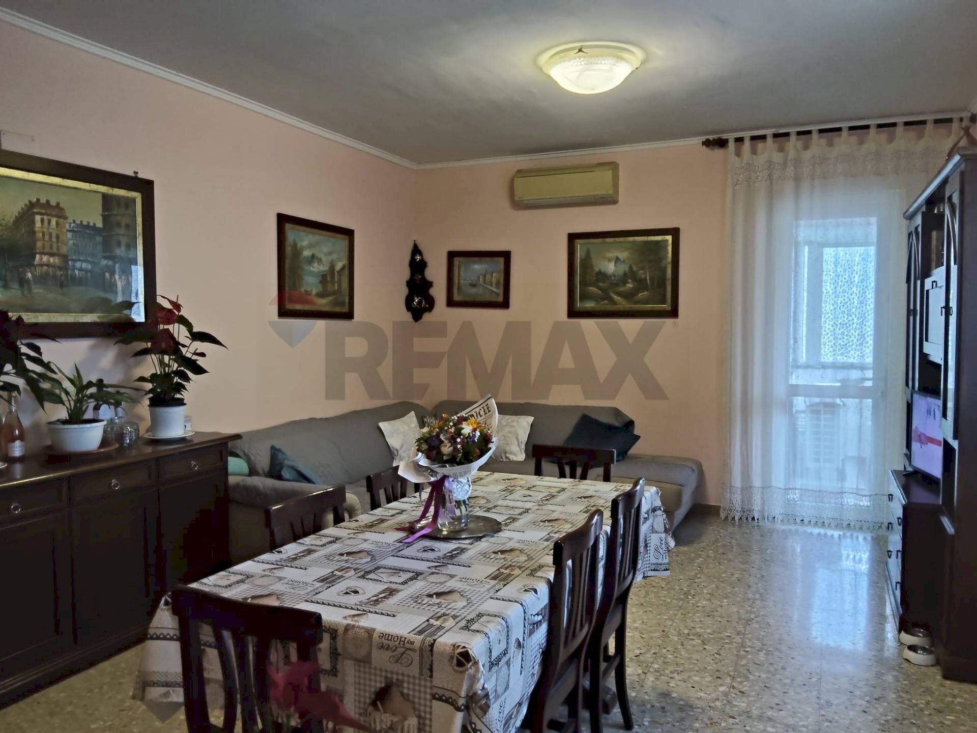 Sala da pranzo - Quadrilocale Via Umbria
1, Civitavecchia - foto 2