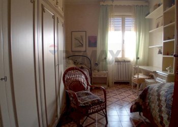 Camera / camera da letto - Trilocale Via Alessandro Volta
13, Monte Romano - foto 10