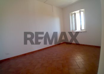 Stanza vuota - Trilocale Via Del Pascolaro
43, Monte Romano - foto 9