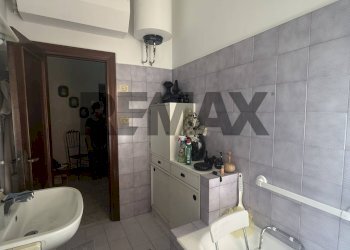 Bagno - Appartamento Via Columella
3, Pomezia - foto 22