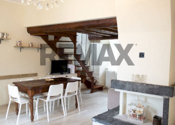 Sala da pranzo - Two-room apartment Località Pianella
 
3, Faggeto Lario - photo 23