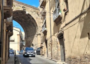 Foto 8 - Quadrilocale via San Pietro
 
7, Caltagirone - foto 8