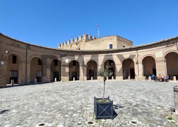 Edificio all\'aperto - Independent house Via Roma
 
49, Mondaino - photo 22