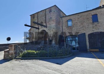 Edificio all\'aperto - Independent house Via Roma
 
49, Mondaino - photo 24