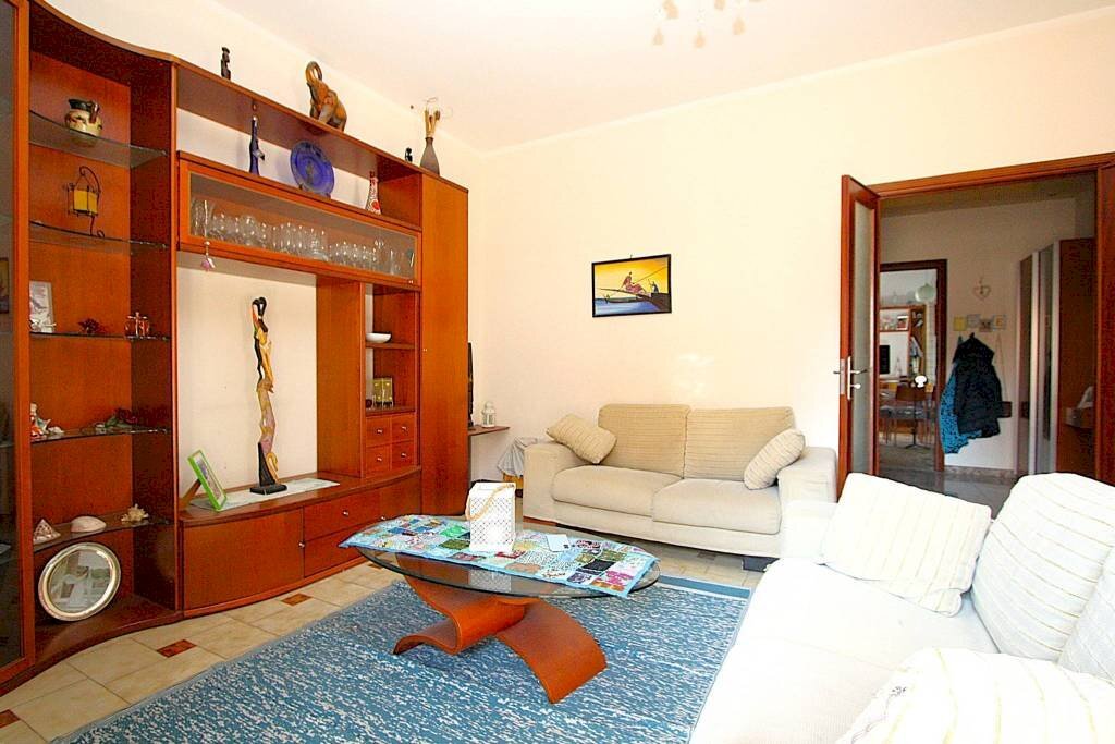 Salone - Apartment via Liguria, Casarano - photo 2