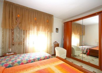 Camera da letto - Apartment via Liguria, Casarano - photo 10