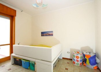 Camera da letto - Apartment via Liguria, Casarano - photo 14