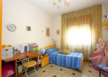 Camera da letto - Apartment via Liguria, Casarano - photo 15