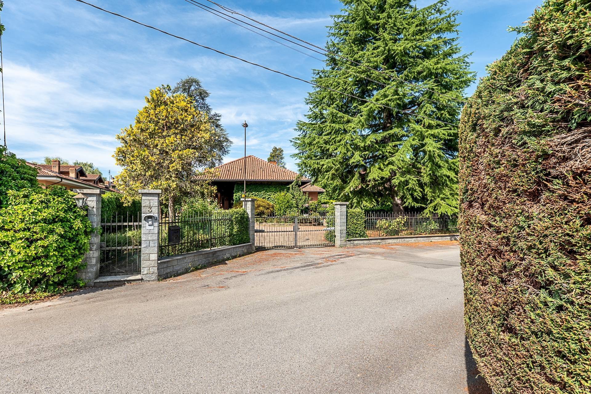 Foto 1 - Villa via Vietta
 
3, Castellamonte - photo 1