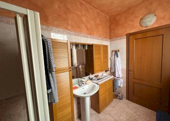 Bagno - Three-room apartment via 25 Luglio, 6, Fagnano Olona - photo 6