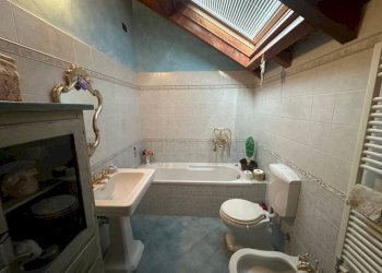 Bagno - Three-room apartment via 25 Luglio, 6, Fagnano Olona - photo 8