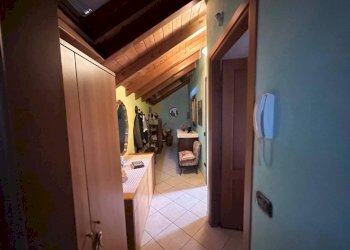 Disimpegno - Three-room apartment via 25 Luglio, 6, Fagnano Olona - photo 15
