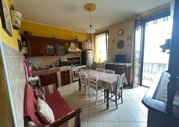 Cucina - Three-room apartment via 25 Luglio, 6, Fagnano Olona - photo 4