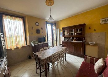 Cucina - Three-room apartment via 25 Luglio, 6, Fagnano Olona - photo 8