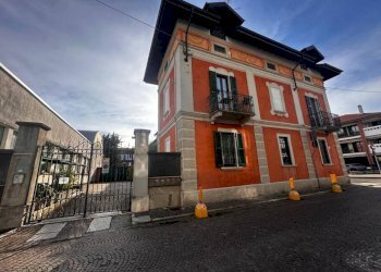 Facciata - Three-room apartment via 25 Luglio, 6, Fagnano Olona - photo 22