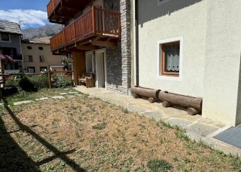 Giardino - Three-room apartment via Borealis, 27, Cogne - photo 2