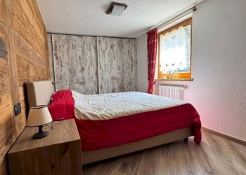 Camera da letto - Three-room apartment via Borealis, 27, Cogne - photo 10