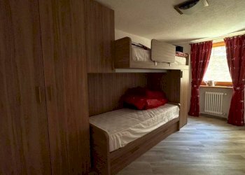 Camera da letto - Three-room apartment via Borealis, 27, Cogne - photo 12