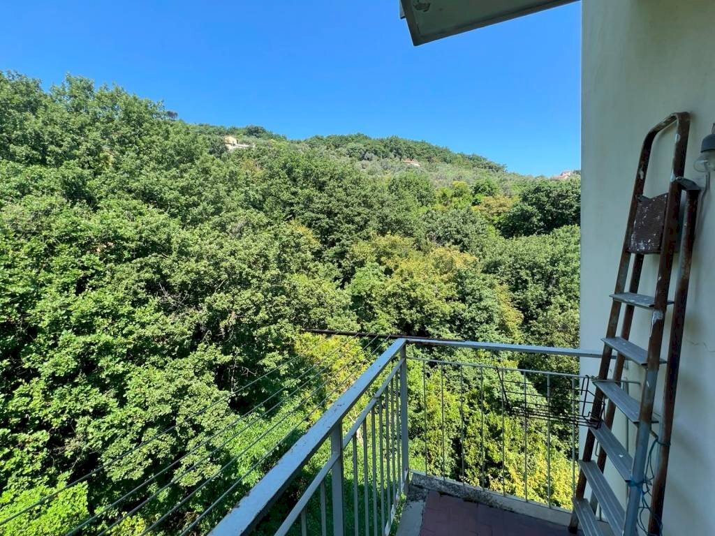 Balcone - Bilocale Genova (zona Staglieno) - foto 3