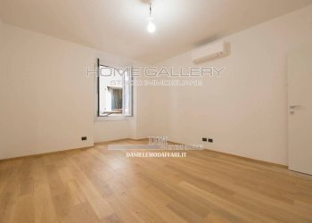 Camera da letto - Quadrilocale piazza Niccolò Tommaseo, Genova (zona Foce) - foto 11