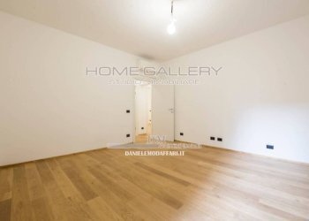 Camera da letto - Quadrilocale piazza Niccolò Tommaseo, Genova (zona Foce) - foto 15