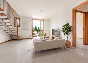 Salone - Three-room apartment via Monte S. Martino, 21, Tradate - photo 4
