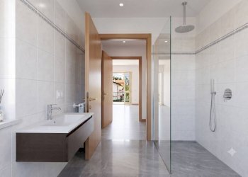 Bagno - Three-room apartment via Monte S. Martino, 21, Tradate - photo 32