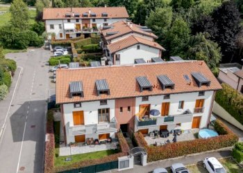 Vista - Three-room apartment via Monte S. Martino, 21, Tradate - photo 42
