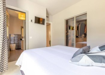 Camera da letto - Villa via Carlo Linati, 2, Appiano Gentile - foto 28