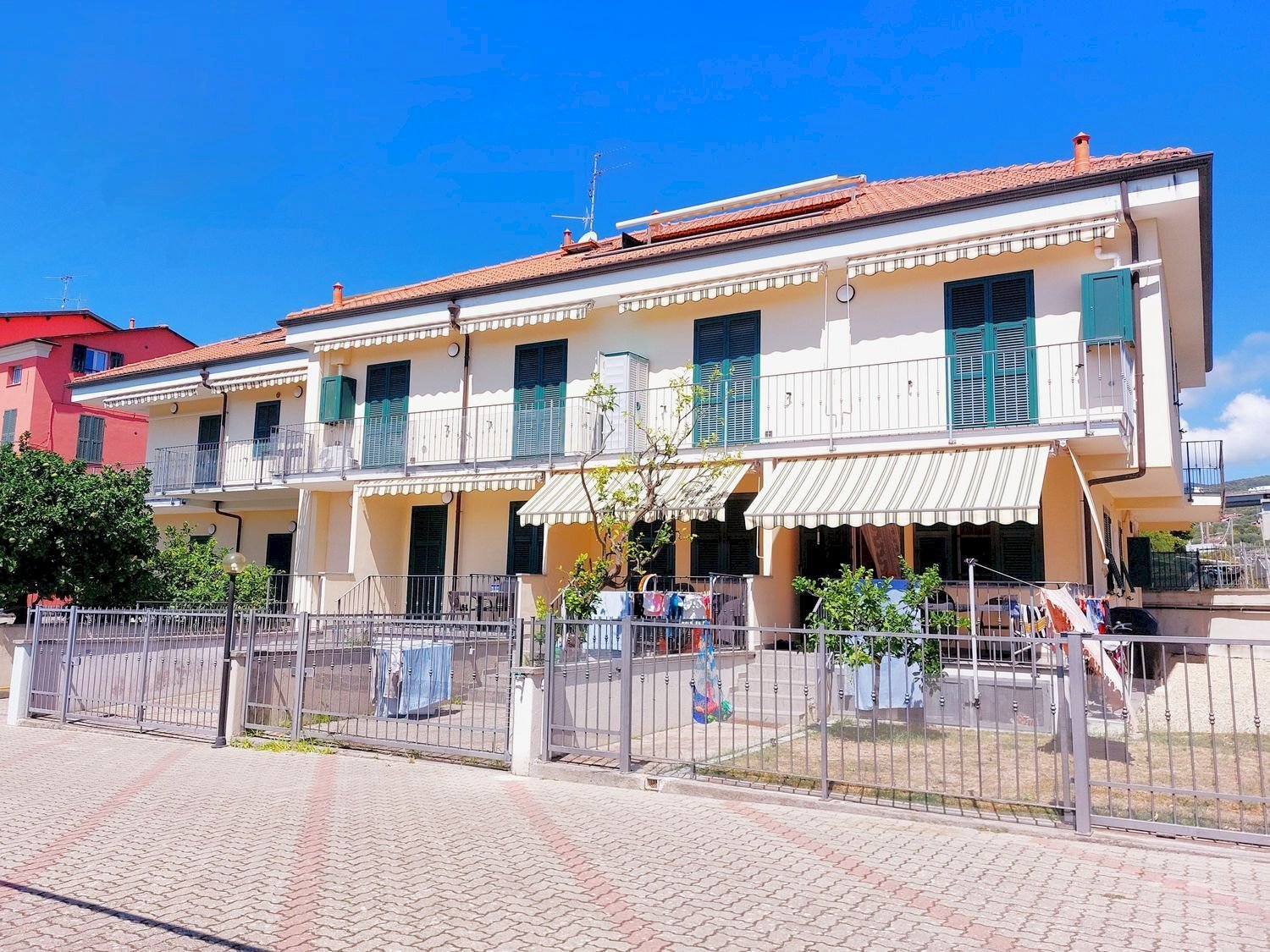 facciata - Trilocale Via Cà Rossa
36, Diano Marina - foto 2