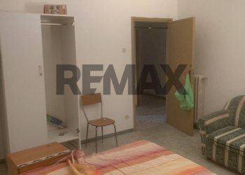 Camera / camera da letto - Apartment VIA GIOVANNI PASCOLLI
70, Cassino - photo 8