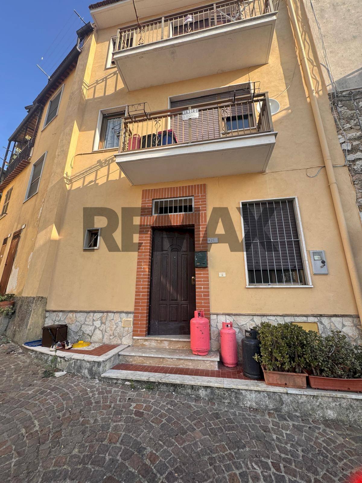 Edificio all\'aperto - Trilocale piazza aria vecchia
snc, Minturno - foto 2