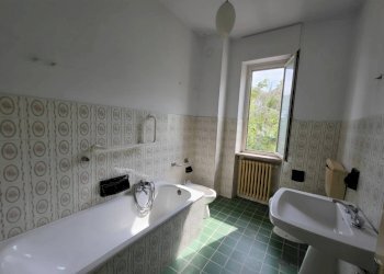 BAGNO - Villa Via Serra D'asti
 
61, Mongardino - photo 24