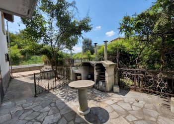 CORTILE PRIVATO - Villa Via Serra D'asti
 
61, Mongardino - photo 35