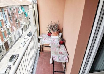 Balcone - Quadrilocale via Chiesa della Salute, 45, Torino (zona Borgo Vittoria) - foto 11