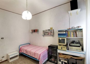 Camera da letto - Quadrilocale via Chiesa della Salute, 45, Torino (zona Borgo Vittoria) - foto 31