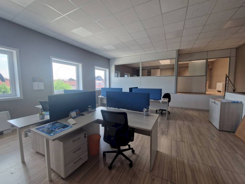 Ufficio - Capannone via Monte Grappa, 40, Arese - foto 3