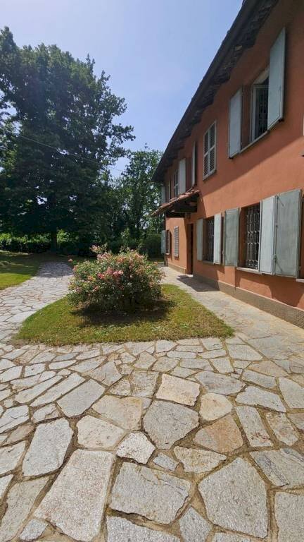 Cortile interno - Rustic Località Valmanera, Asti - photo 3