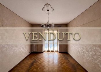 Camera da letto - Three-room apartment via Saluzzo, 131, Pinerolo - photo 1