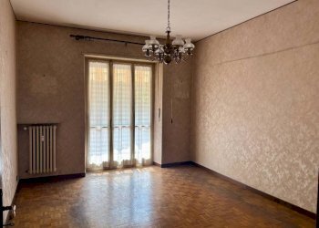 Camera da letto - Three-room apartment via Saluzzo, 131, Pinerolo - photo 6